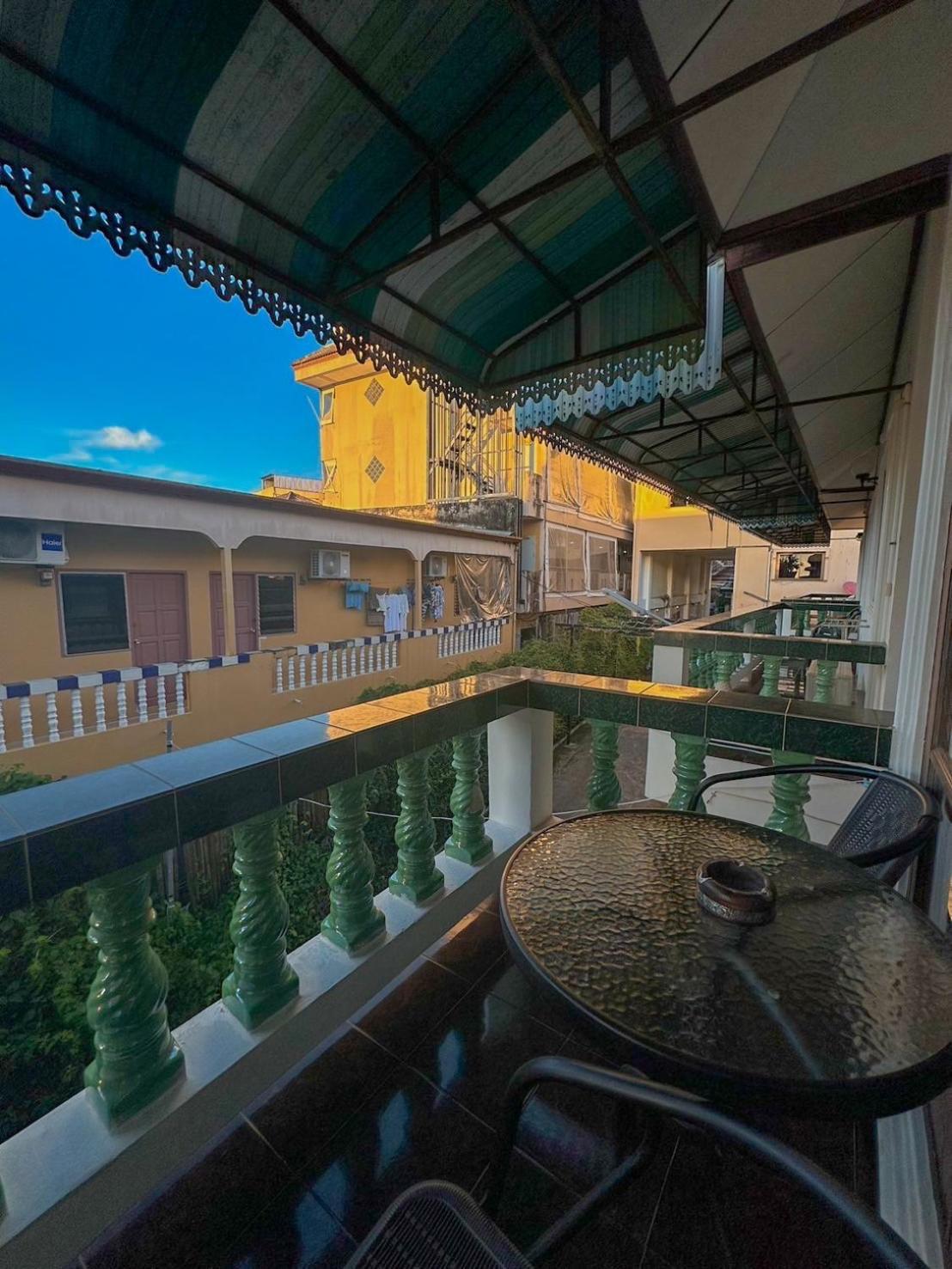 The Villa Residences Resort Patong Екстер'єр фото