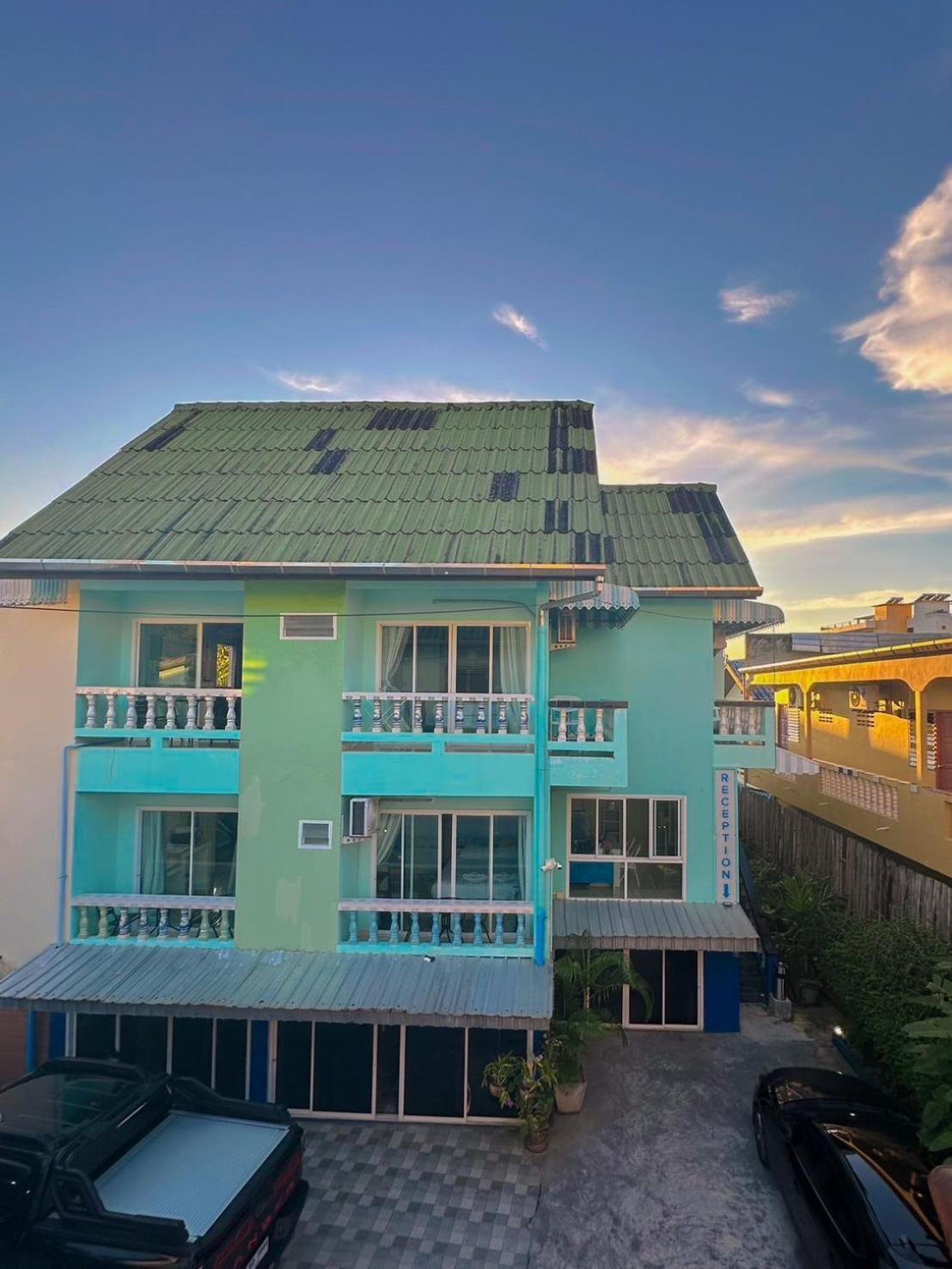 The Villa Residences Resort Patong Екстер'єр фото
