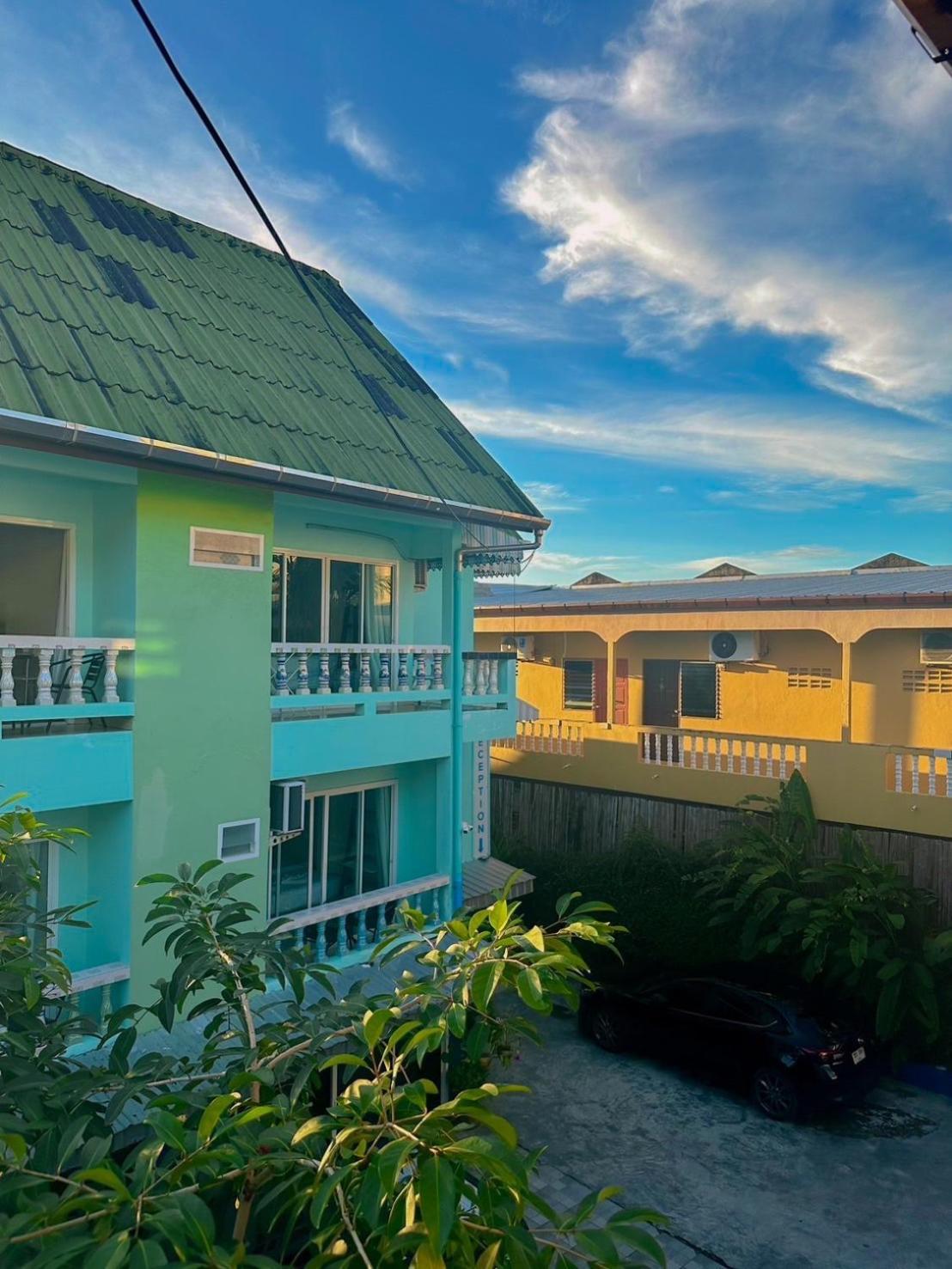 The Villa Residences Resort Patong Екстер'єр фото